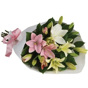 lily flower bouquet